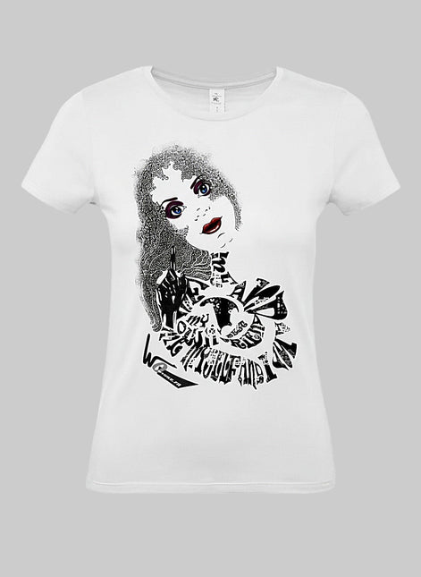 look feminin moderne avec tee-shirt design original collection rebelle et elegante