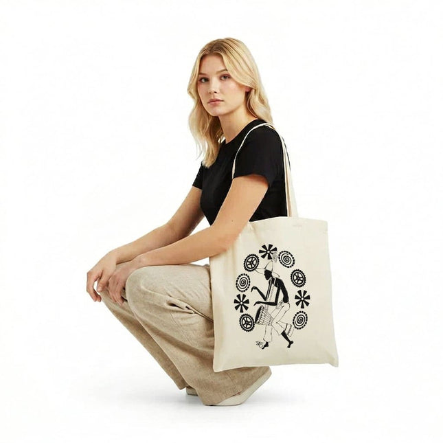 sac en toile artistique noir et blanc motif rythme WO inspiration africaine percussion énergie mouvement