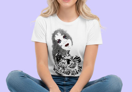 tee-shirt femme rebelle et elegante illustre par wo porte dans un style mode contemporain féminin